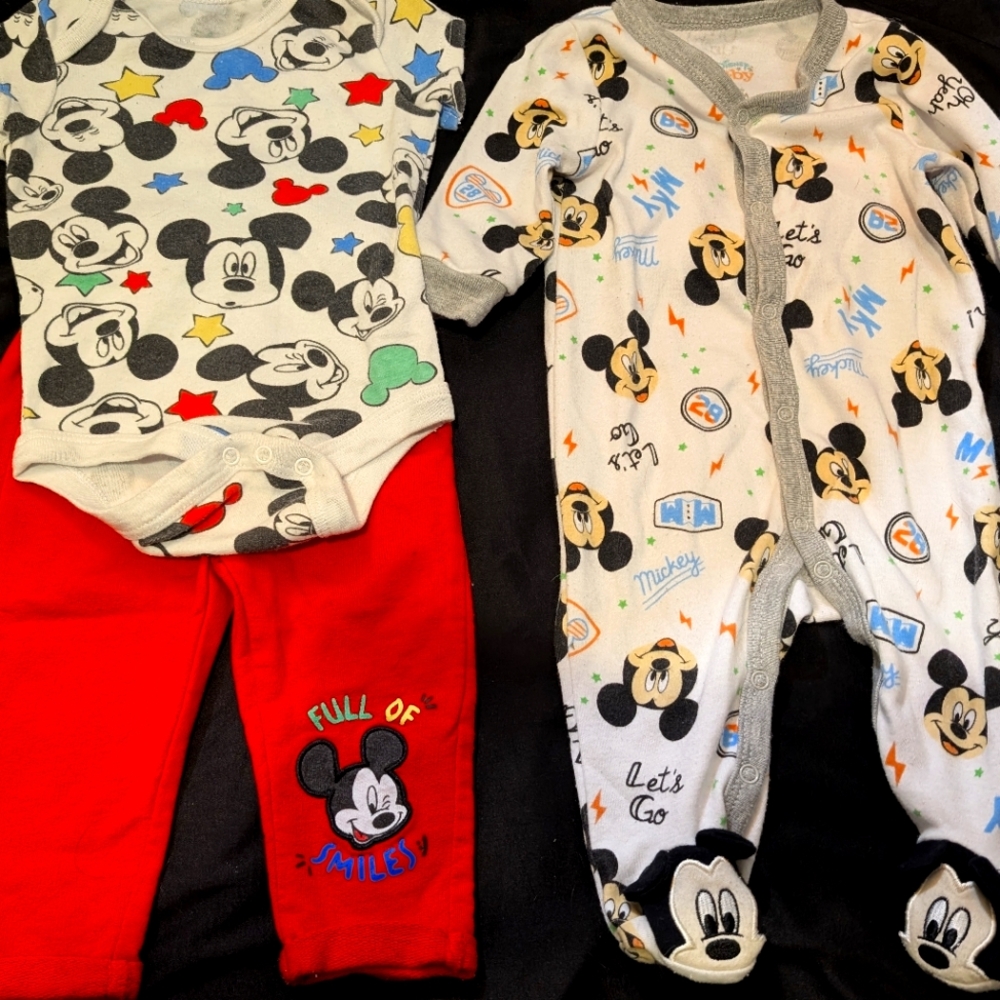 Disney baby Mickey Mouse outfit and sleeper 0-3 months